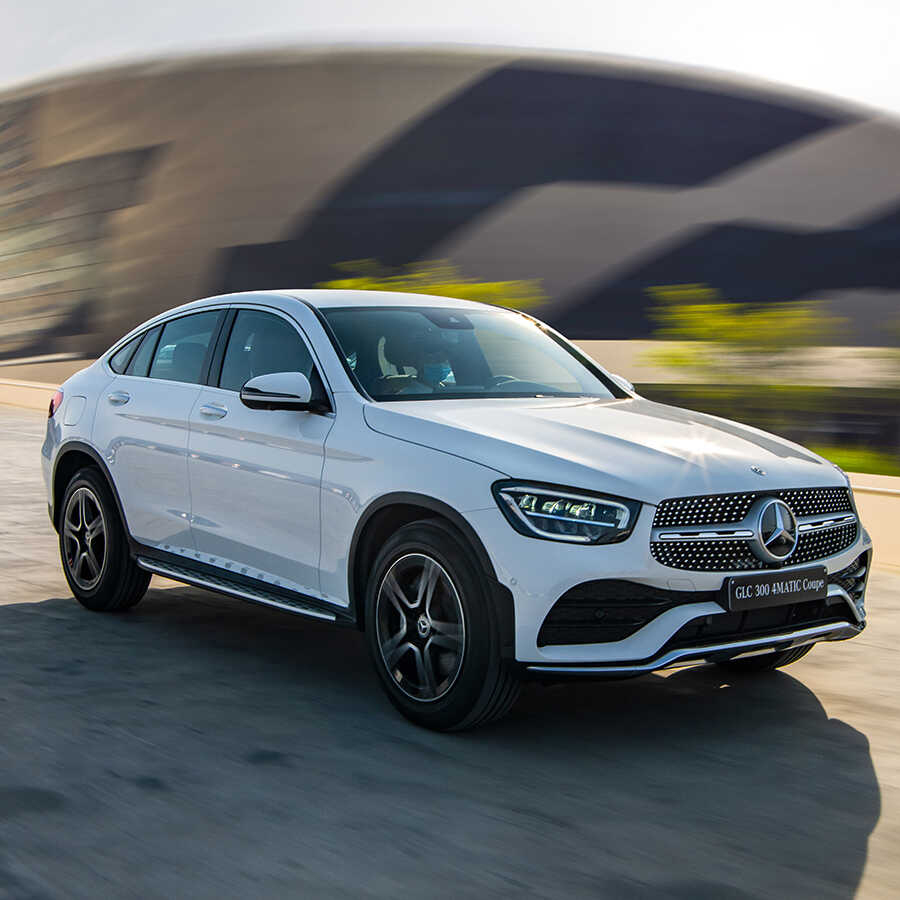 mercedes-glc300-4matic-couple-2